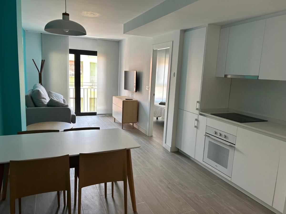 Apartamentos Breton 17 Double Deluxe Alicante Exterior photo