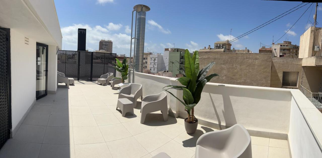 Apartamentos Breton 17 Double Deluxe Alicante Exterior photo